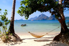 Las Cabanas Beach, El Nido Philippines