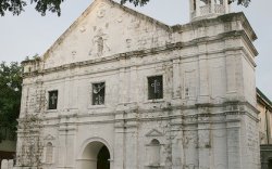 [Photo of San Agustine Church]
